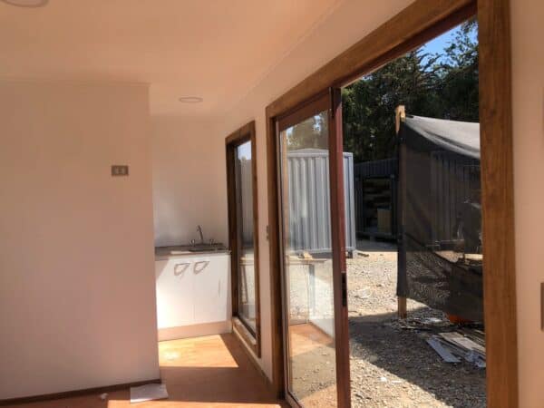 Conteneur Modulaire Cabine Manriquez 18 m² (6 × 3 m) – Studio Habitable Clé en Main