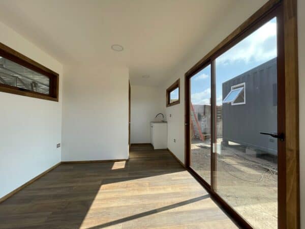 Conteneur Modulaire Ahumada 18m² – Studio habitable 6×3 m
