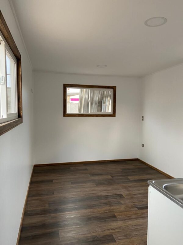 104.-Cabana-Pinto-18m2 Container Modulaire Cabine Pinto 18m² – Studio Préfabriqué 6×3 m Clé en Main