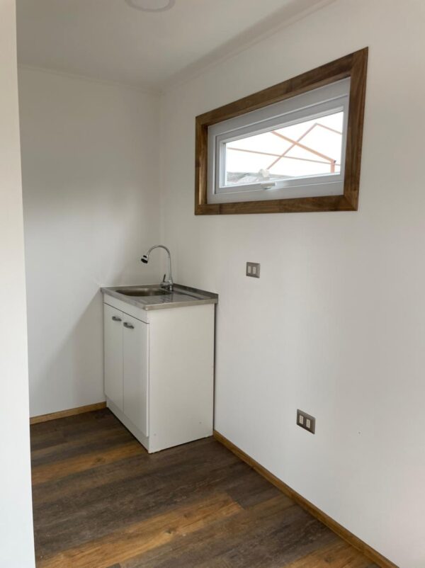 Conteneur Modulaire Athènes 18 m² (6 × 3 m) – Module Habitable Clé en Main